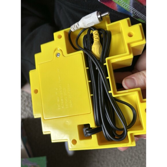 Pac-Man Plug & Play 12-in-1 TV Game System (Bandai Namco 2012) - Picture 3 of 3
